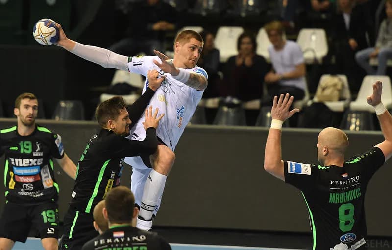 Prešov v SEHA lige s tesným triumfom nad Našicami