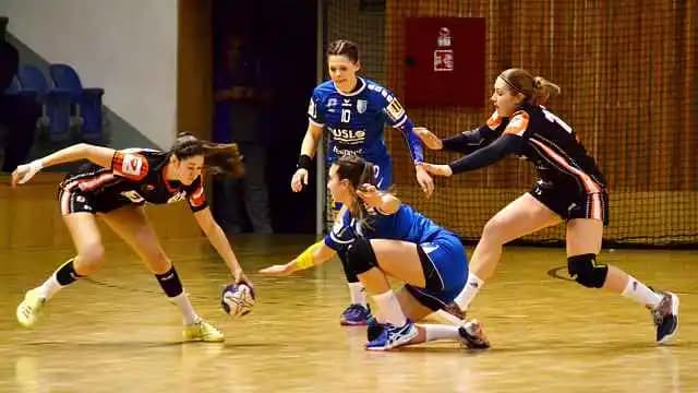 MOL liga - Šaľa v Moste naprázdno, slovenské kluby v sobotu bez bodov