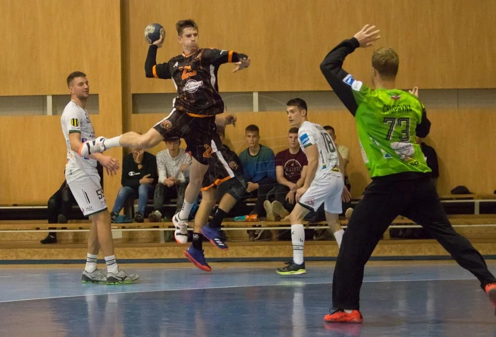 Favoriti nezaváhali, do štvrťfinále SP mužov len extraligisti