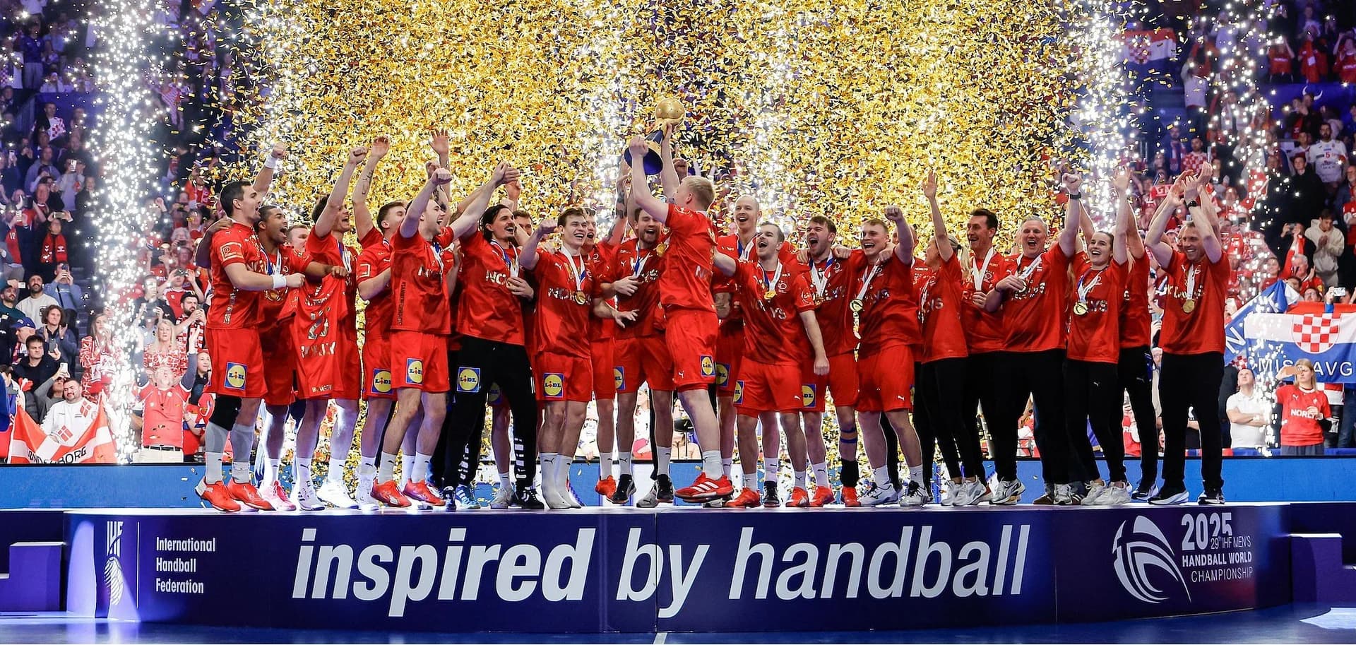 MAJSTROVSTVÁ SVETA: DÁNI PÍŠU HISTÓRIU, ŠTVRTÝKRÁT ZA SEBOU VYHRALI ZLATO NA MS BEZ ZAVÁHANIA. CHORVÁTI PO 16 ROKOCH S MEDAILOU A NAPOSLEDY S KAPITÁNOM DUVNJAKOM 