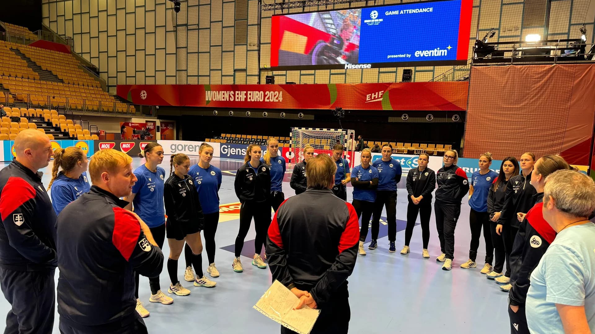 SLOVENKY UŽ TRÉNOVALI V DEJISKU MAJSTROVSTIEV EURÓPY