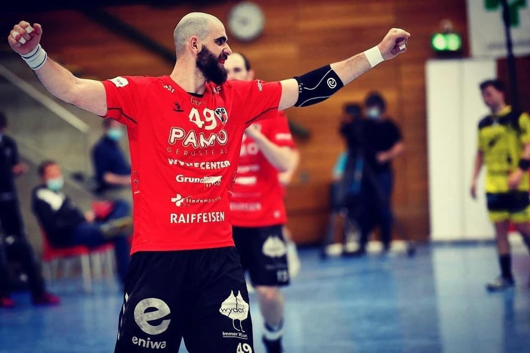 Slováci a Slovenky v zahraničí: Úspešný vstup Slaninkovho HSC Suhr Aarau do play-off, THC nestačilo proti lídrovi ani 7 gólov Jakubisovej