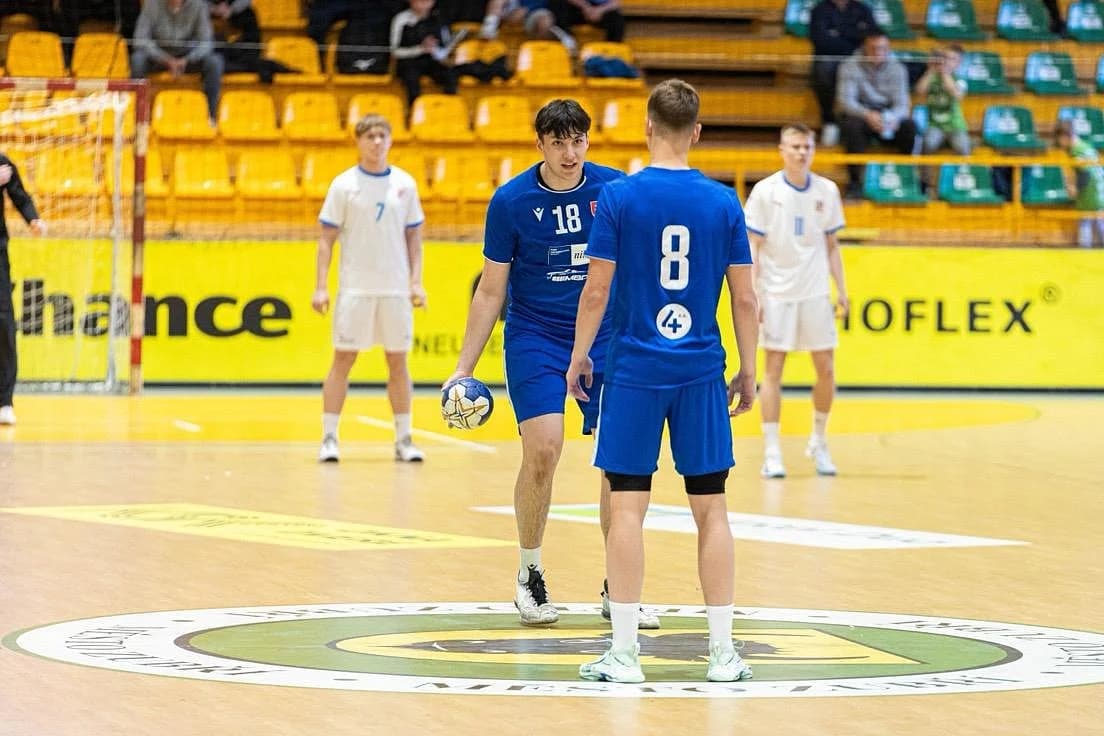 REPRE KADETI: PRVÝ ZRAZ SEZÓNY V PÚCHOVE AJ S DVOMI MEDZIŠTÁTNYMI ZÁPASMI 