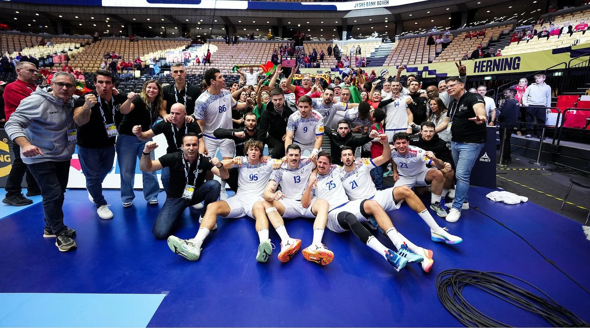 EHF EURO 2026: ĎALŠÍ ŠOK. MAJSTRI SVETA DÁNI PADLI, NAD ICH SILY BOLI PORTUGALCI 