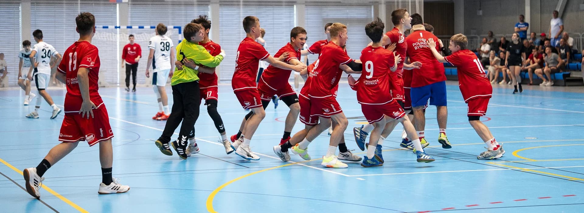 FINAL4 STARŠÍCH ŽIAČOK OVLÁDLA DUNAJSKÁ STREDA, MAJSTRAMI SLOVENSKA STARŠÍCH ŽIAKOV POVAŽANIA