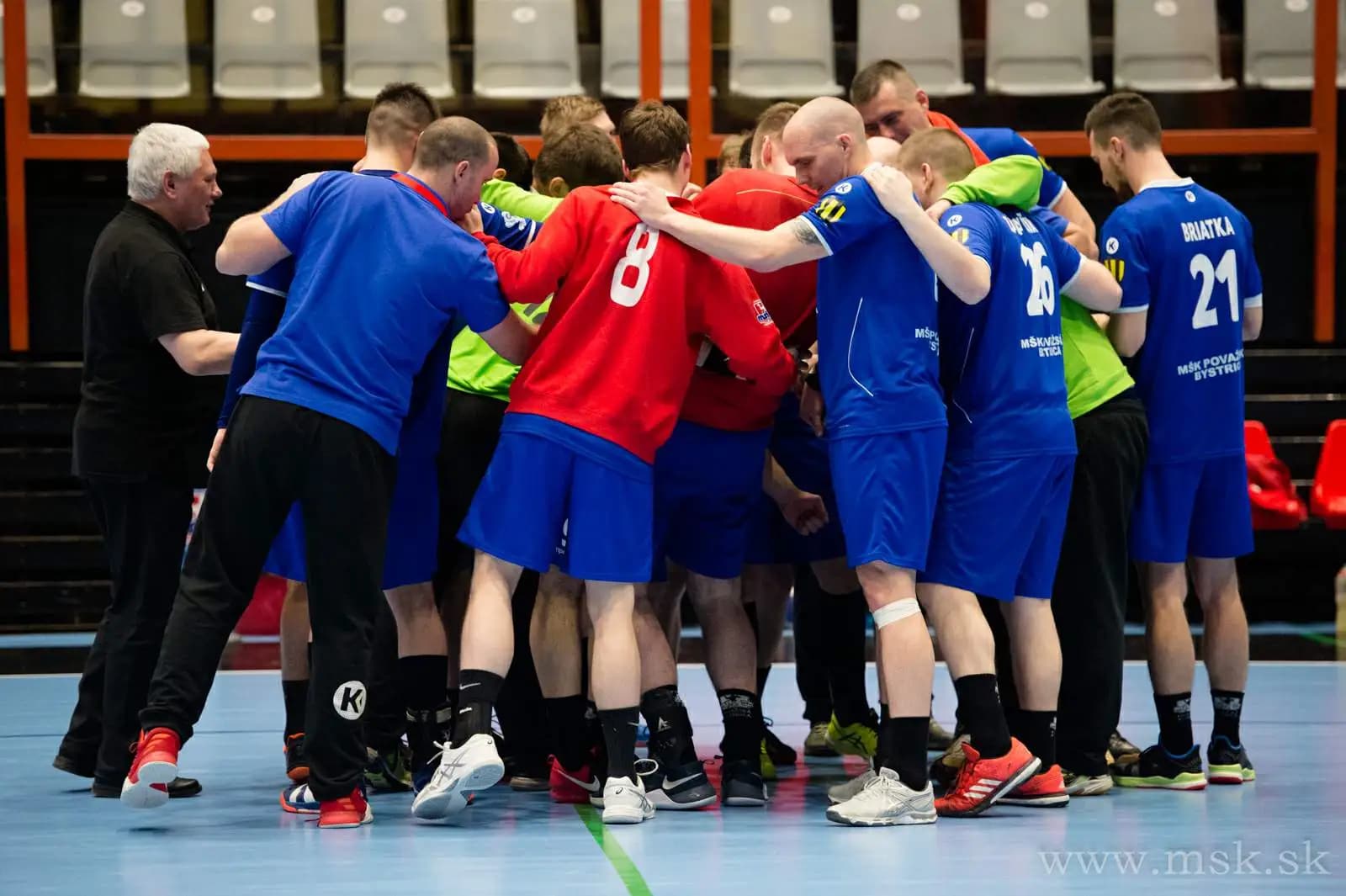 Slovnaft handball extraliga - V Nových Zámkoch súboj o semifinálovú miestenku