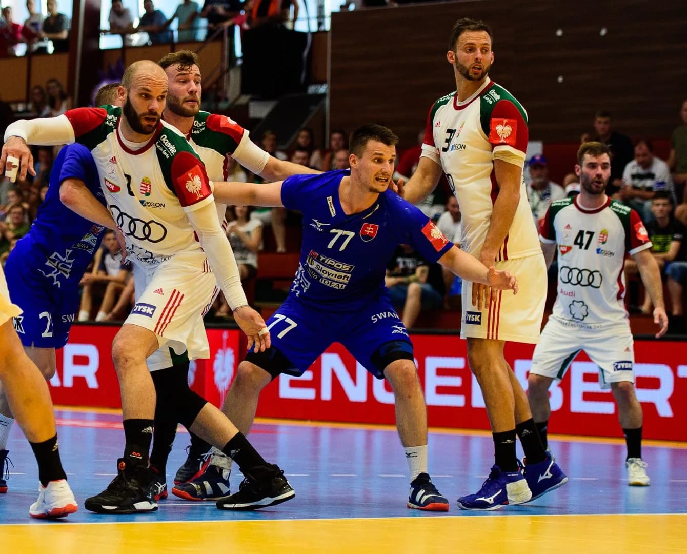Do Maďarska mieri ďalší reprezentant SR, Eger si vyhliadol Macháča