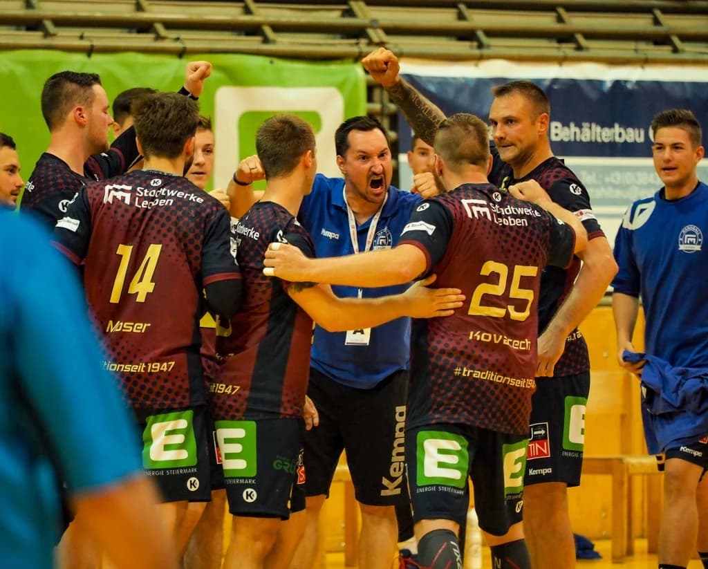 Kováčech v Rakúskom pohári za 20 minút so 6 gólmi i diskvalifikáciou