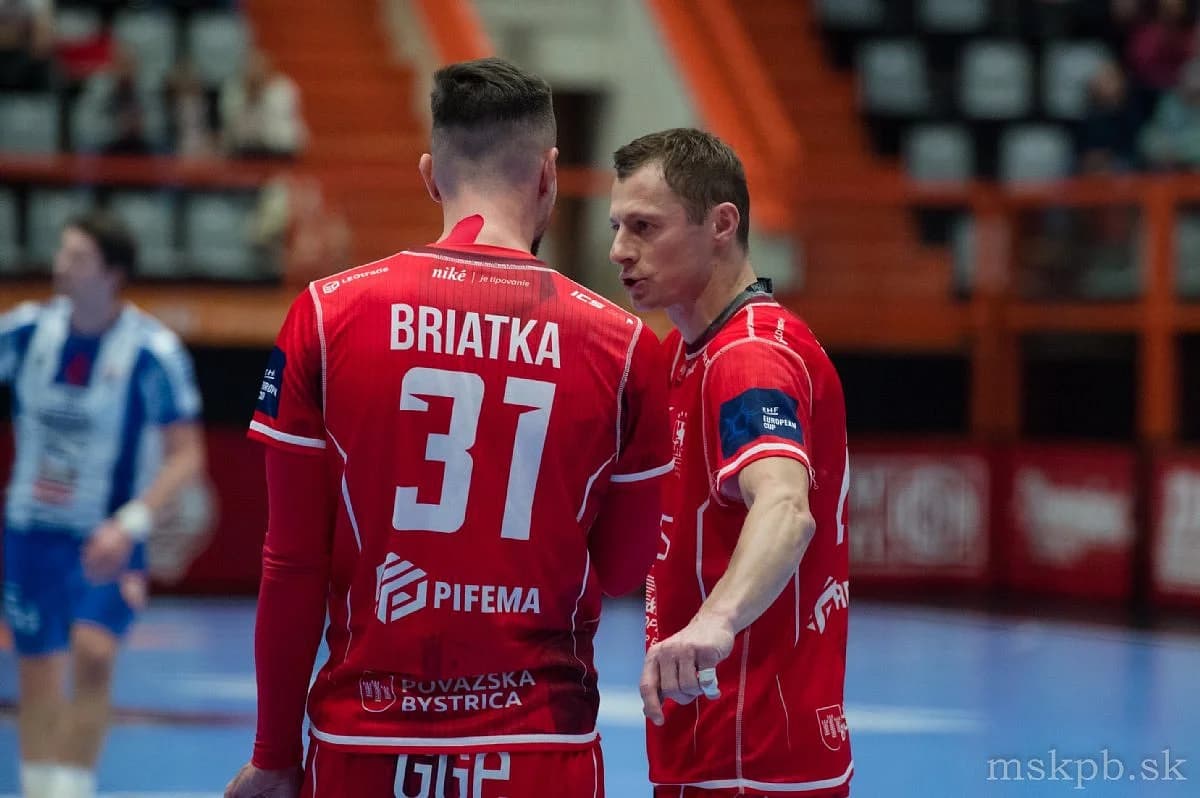NHE: ZÁPAS MESIACA ODLOŽENÝ NA NEURČITO