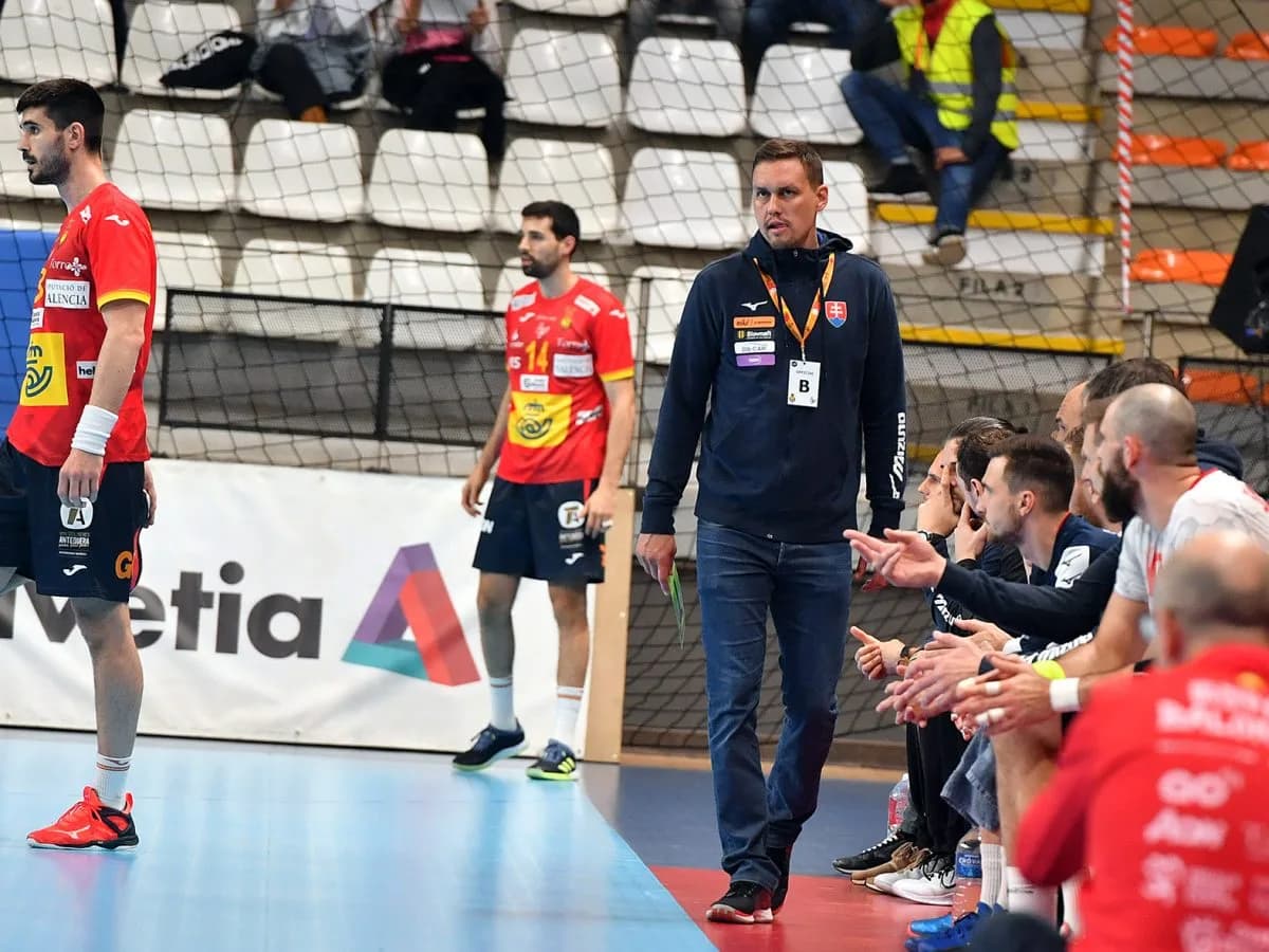 Repre muži: V Egeri desaťdňová príprava reprezentácie, bez L. Urbana, ale s Péchym