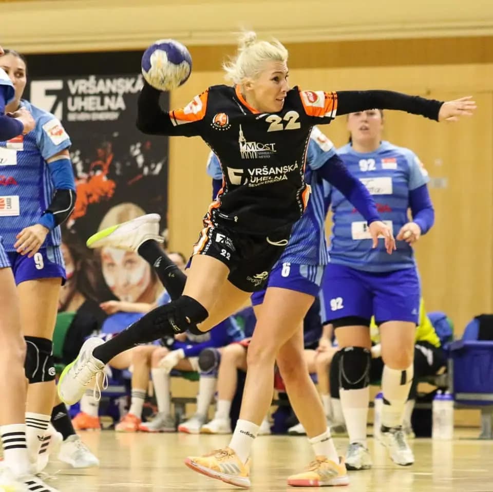 MOL liga: Strata michalovského lídra v Olomouci, Most nezaváhal v Šali