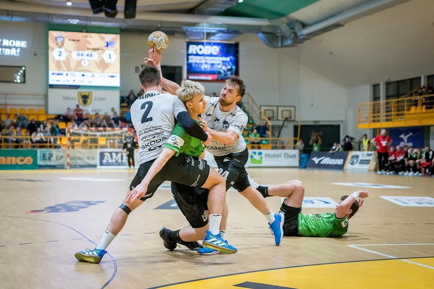 Osem gólov Hlipalu nestačilo Jičínu na body v Zubří